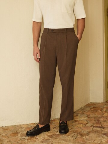 Next Slim fit Trousers with creases in Brown: front
