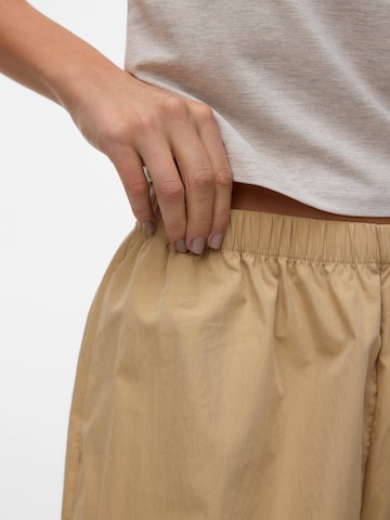 VERO MODA Barrel Nadrág 'VMJose' - barna