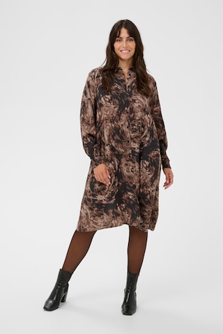 Robe-chemise 'KCjamia' KAFFE CURVE en marron