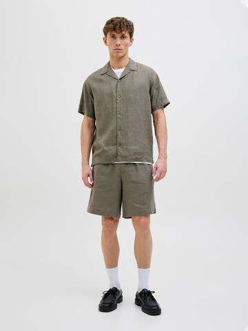 JACK & JONES Comfort fit Button Up Shirt in Green
