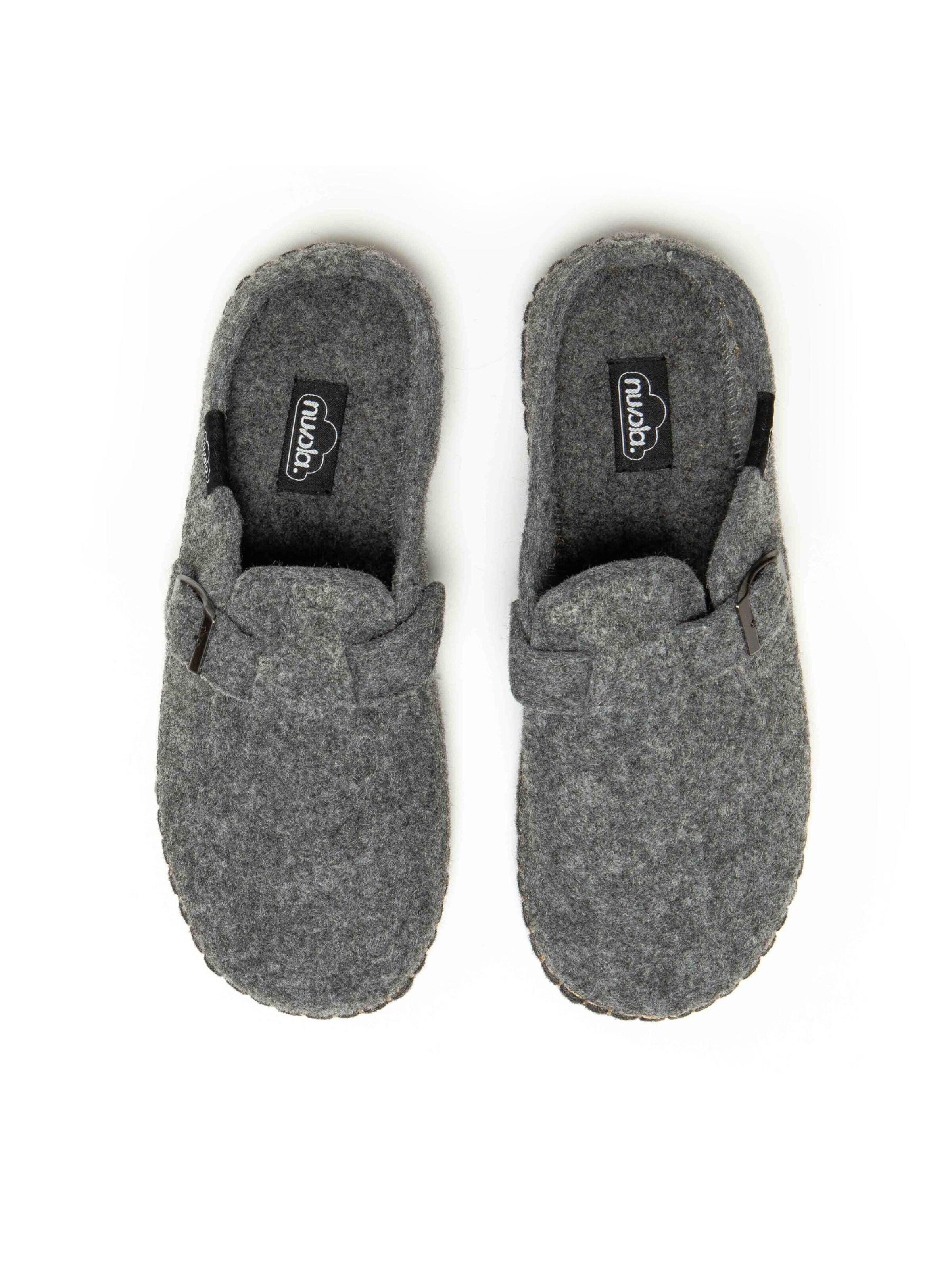 Nuvola. Slipper 'Zueco Belt' in Grey