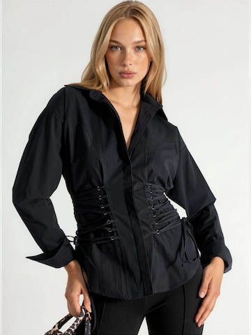 Qu Style - Blusa 'Hemden' em preto: frente