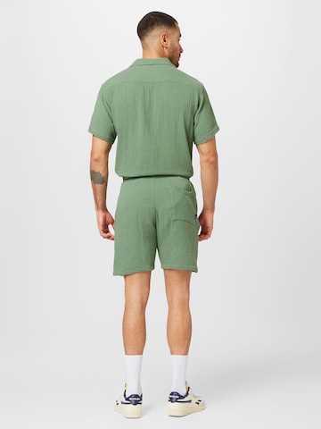 Regular Pantaloni 'Stanley' de la Kronstadt pe verde