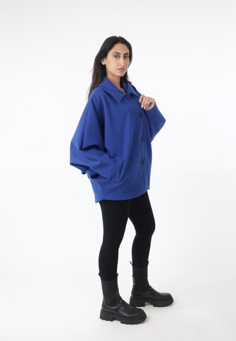 Manteau mi-saison Elara en bleu