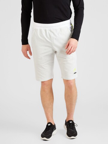 regular Pantaloni 'AIR MAX' di Nike Sportswear in bianco: frontale