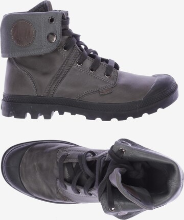 Palladium Dress Boots in 39 in Brown: front
