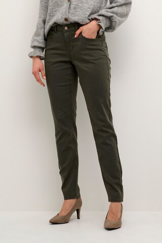 Coupe slim Jean 'Lotte' Cream en vert : devant