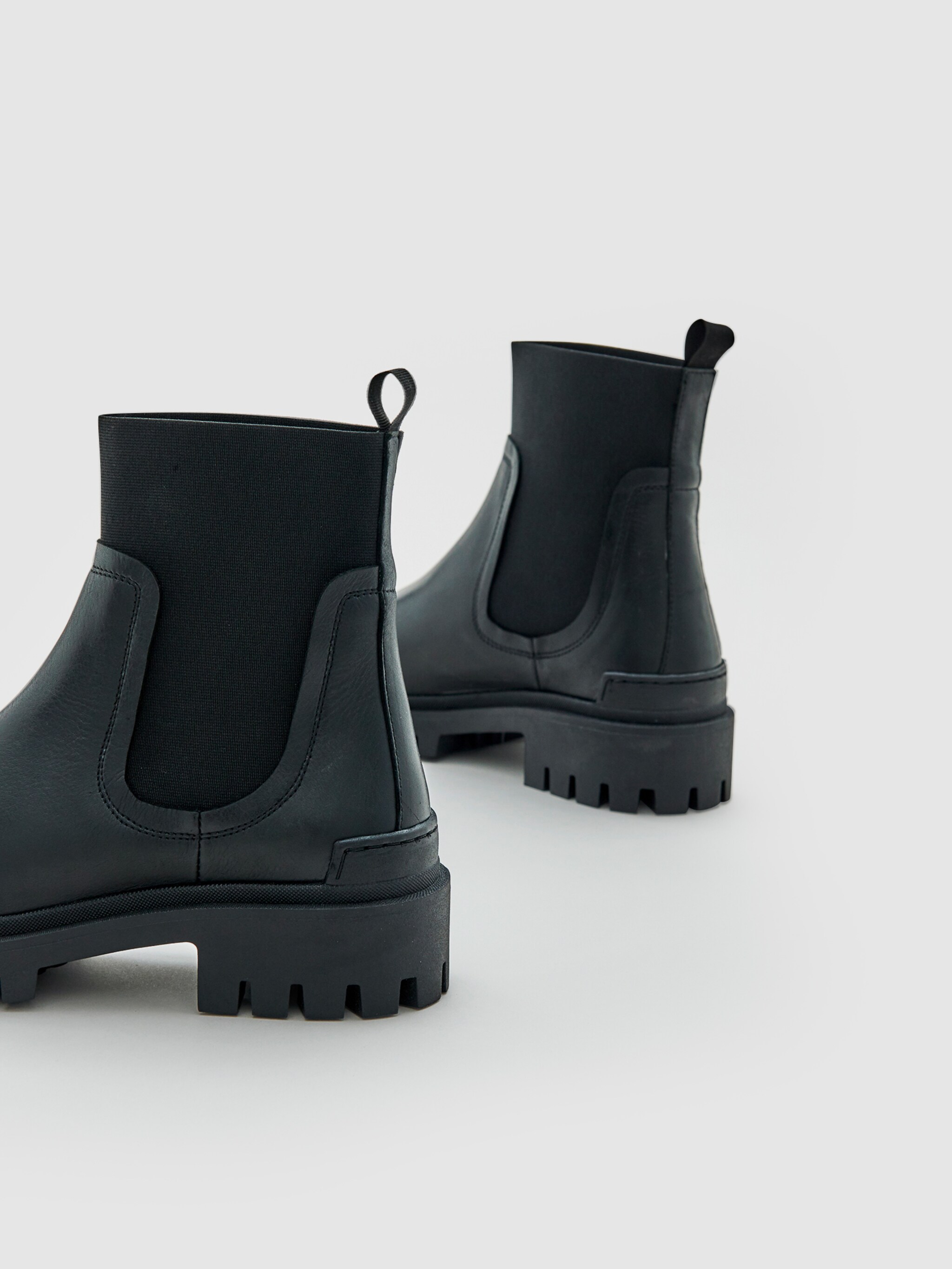 EDITED Producten Chelsea boots 'Tyshawn' Zwart