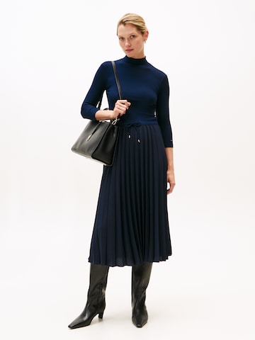 TOMMY HILFIGER Obleka | modra barva: sprednja stran