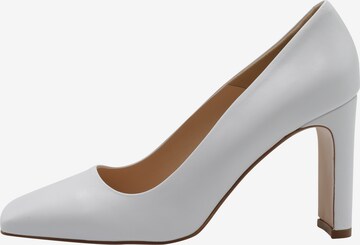 DreiMaster Klassik Pumps in Beige: front