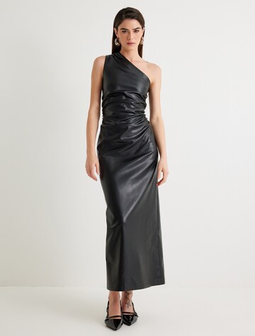 Koton Dress in Black: front