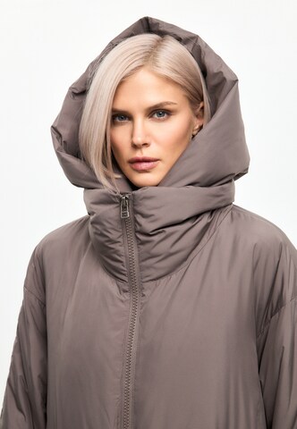 CESARE GASPARI Wintermantel in Beige