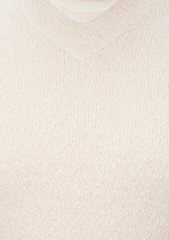 s.Oliver Trui in Beige
