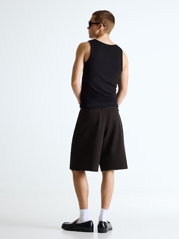 Bershka Loosefit Kalhoty se sklady v pase – černá