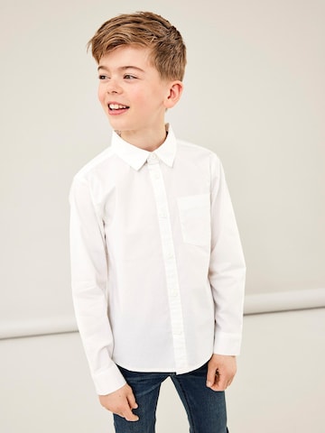 Coupe regular Chemise 'Nefred' NAME IT en blanc : devant