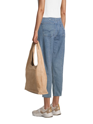 FREDsBRUDER Shoulder Bag in Beige: front