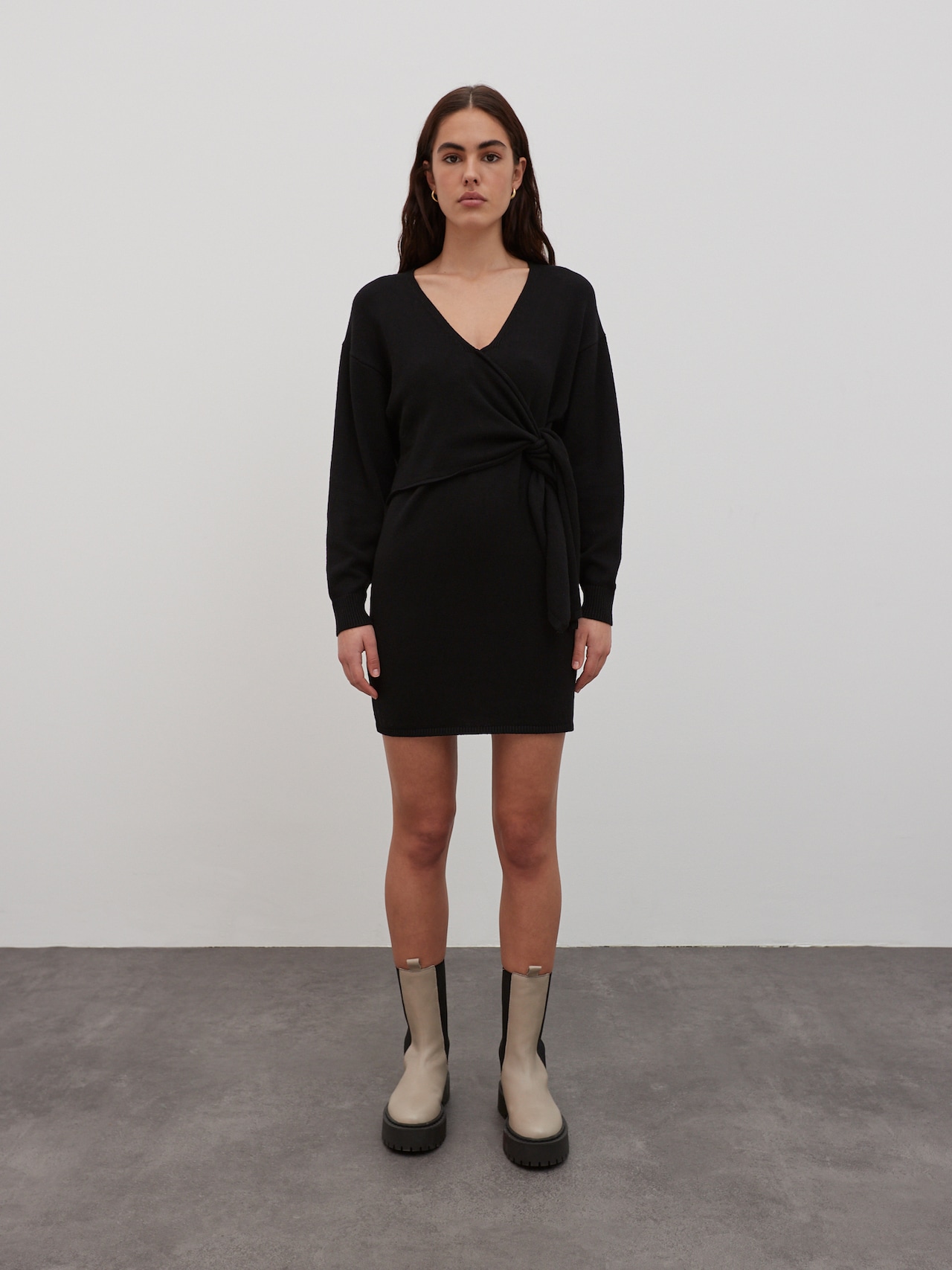 EDITED Produkte Kleid 'Loran' schwarz