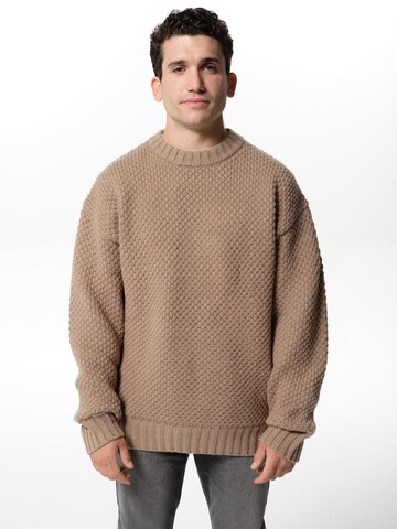 ABOUT YOU x Jaime Lorente Sweater 'Philipp' in Beige: front