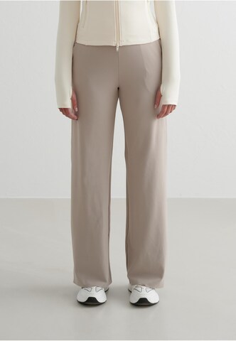 Loosefit Pantalon de sport 'Sense' Aim'n en beige : devant