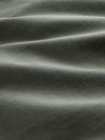 Next regular Bukser i grøn