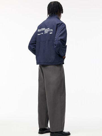 Pull&Bear Kurtka przejściowa w kolorze niebieski