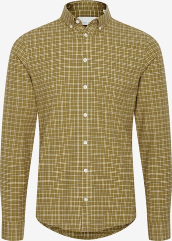 Casual Friday Button Up Shirt in Green: front