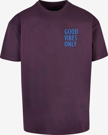 Merchcode Shirt 'Good Vibes Only' in Purple: front