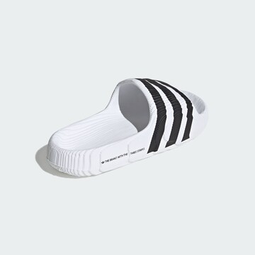 Saboți 'Adilette 22' de la ADIDAS ORIGINALS pe alb