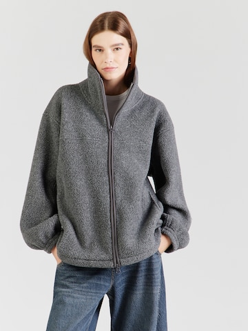 WEEKDAY - Casaco de velo 'Finn' em cinzento: frente