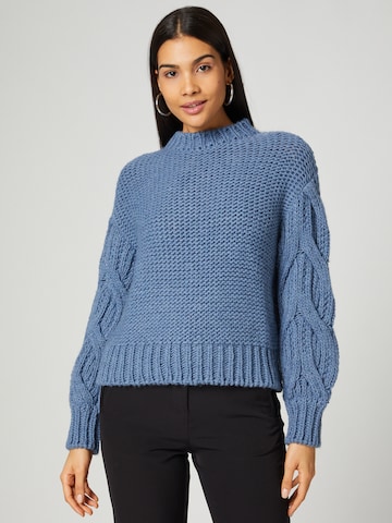 Guido Maria Kretschmer Collection Sweater 'Marthe' in Blue: front