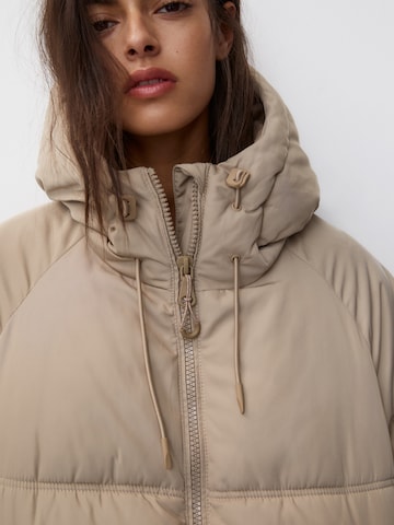 Pull&Bear Winter jacket in Beige