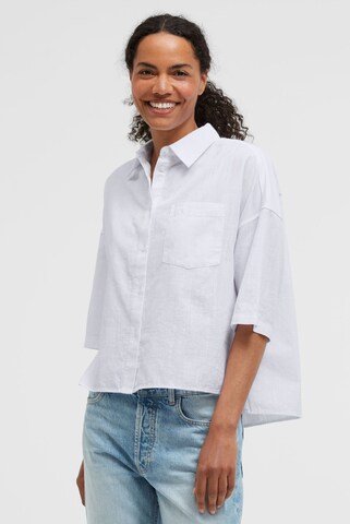 SENSES.THE LABEL Blouse in White: front