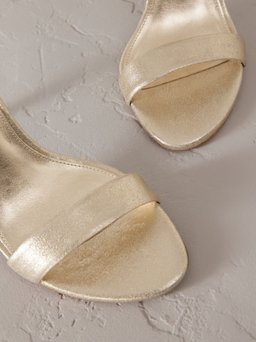 Next Sandale in Gold