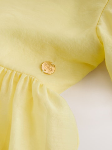 LAURA ASHLEY Dress in Yellow