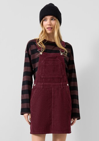 QS Latzkleid in Rot: Vorderseite