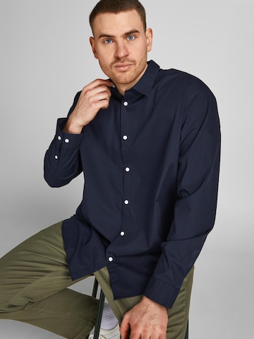 Coupe regular Chemise Jack & Jones Plus en bleu