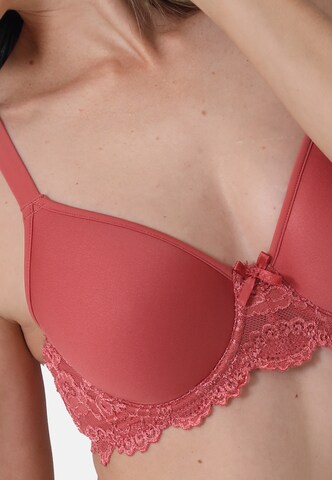 sassa T-shirt Bra 'Classic Lace' in Red