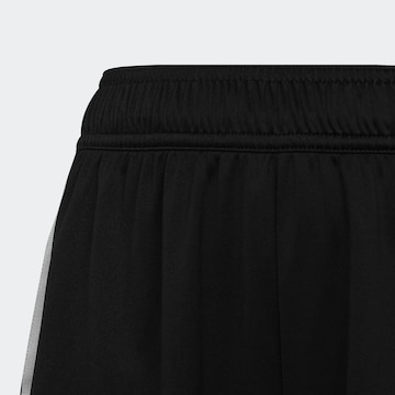 regular Pantaloni sportivi 'Tiro 23 League' di ADIDAS PERFORMANCE in nero