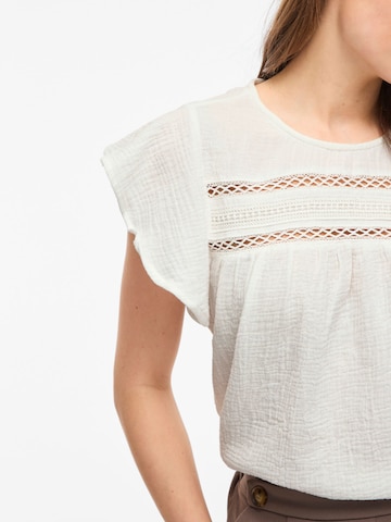 Haut VILA en blanc
