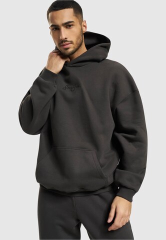 Sean John Sweatshirt in Brown: front