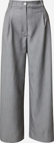 Monki Pleat-front trousers in Grey: front