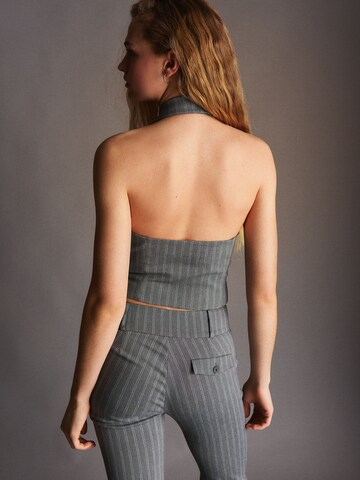 Bershka Gilet in Grijs