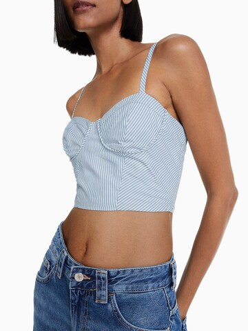 Top di Bershka in blu