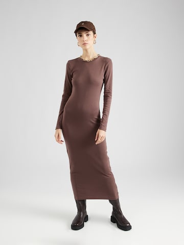 BRAVE SOUL Dress in Brown: front