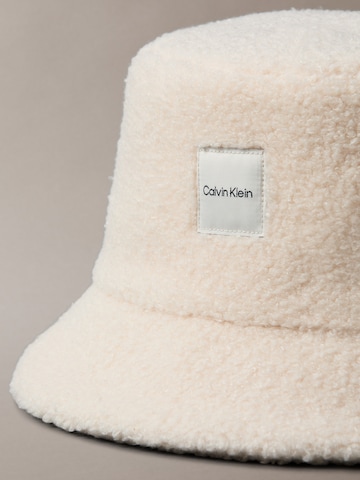 Cappello di Calvin Klein in beige