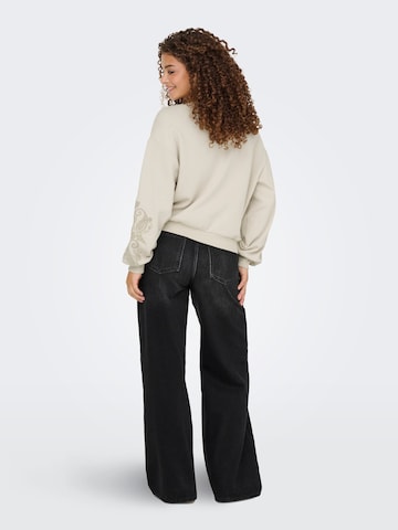 Sweat-shirt 'ONLBrooklyn' ONLY en gris