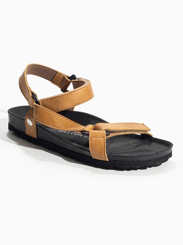 Bayton Sandal 'RIGONI' in Yellow