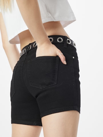 ONLY Regular Shorts 'LUCI' in Schwarz