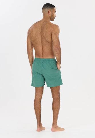 NOU Board shorts 'Eyemouth V2' in Green