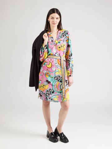 Abito di Emily Van Den Bergh in rosa: frontale